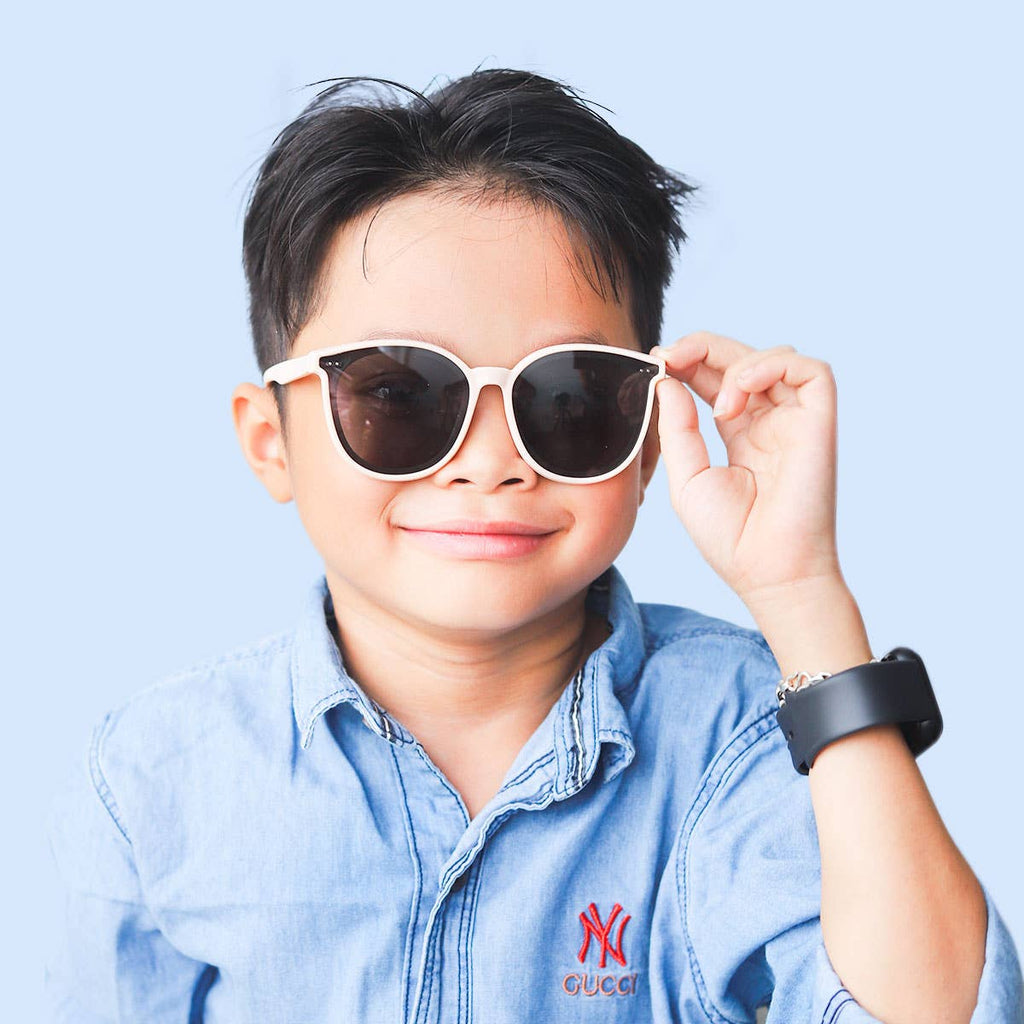 Little Sunnie: Austin Oval Kids Sunglasses
