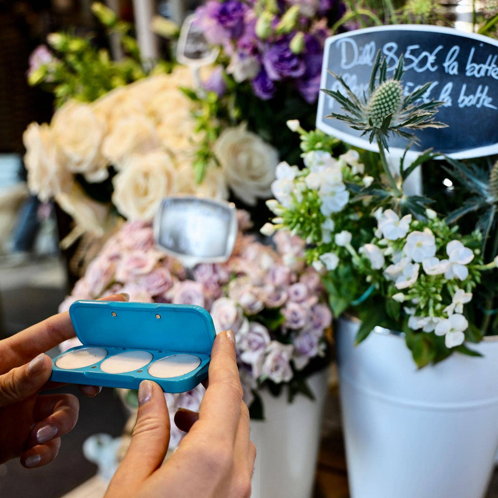 ēma fragrance Solid Perfume Pod – Amber