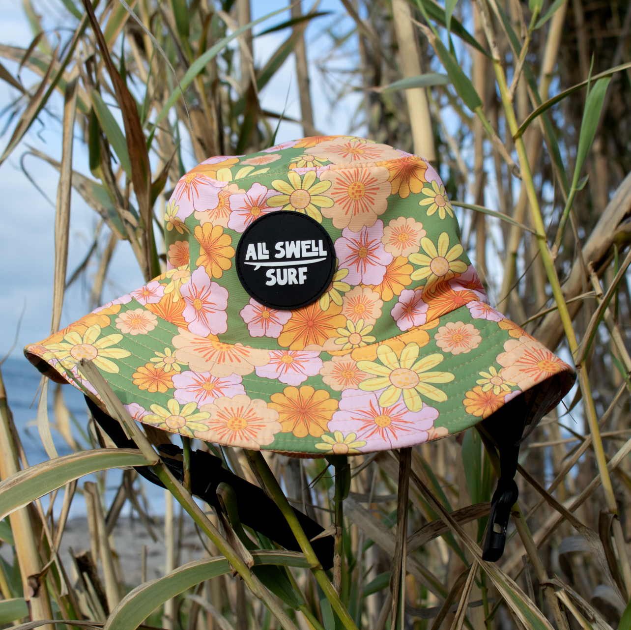 All Swell Surf: Retro Bloom Surf Hat