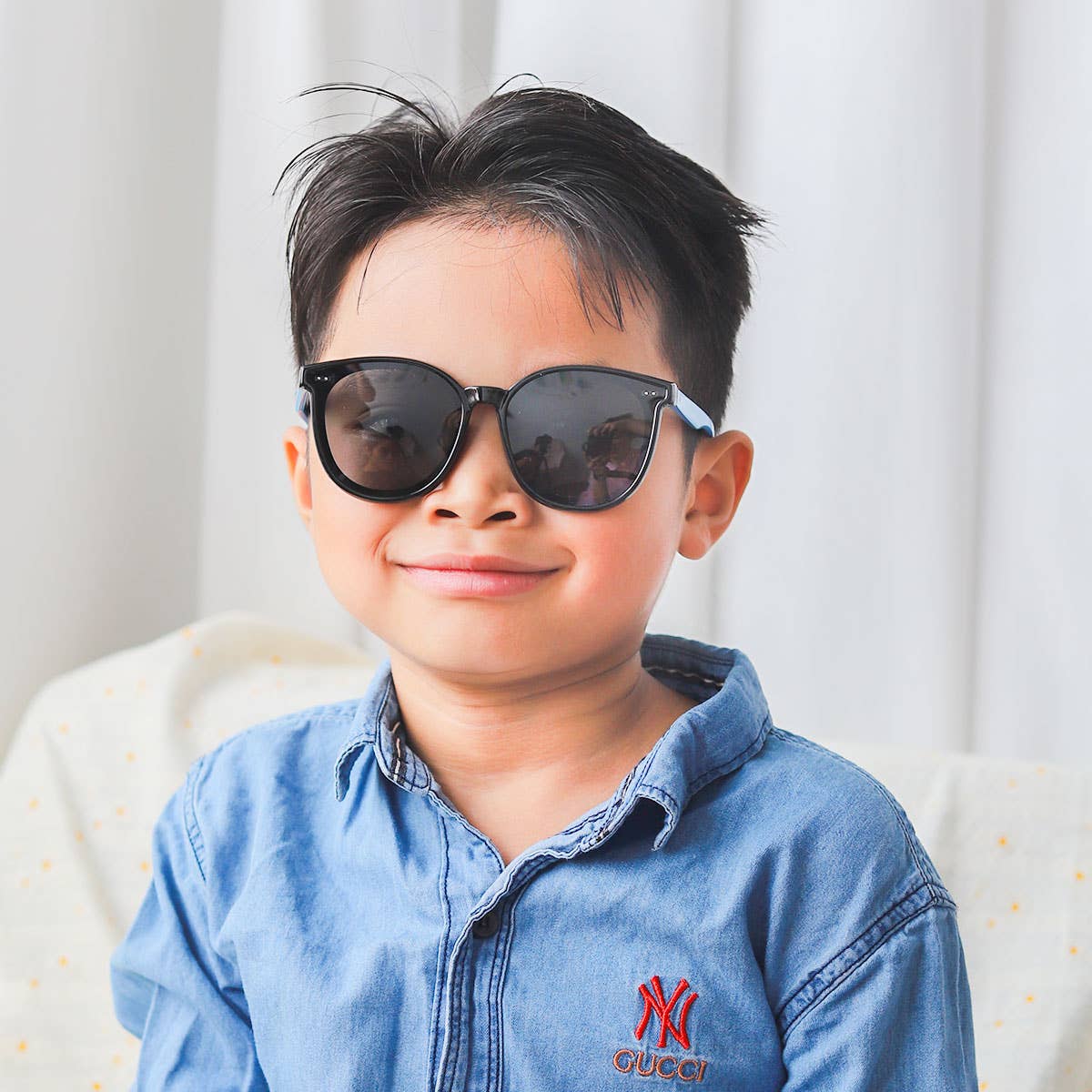 Little Sunnie: Austin Oval Kids Sunglasses