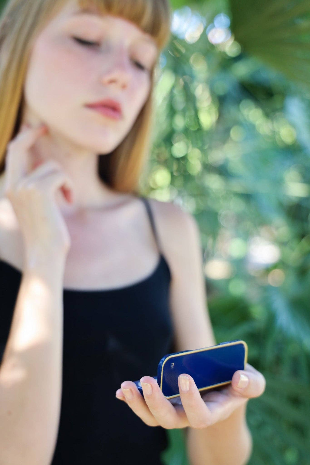 ēma fragrance Fragrance Compact - Monaco Midnight Blue