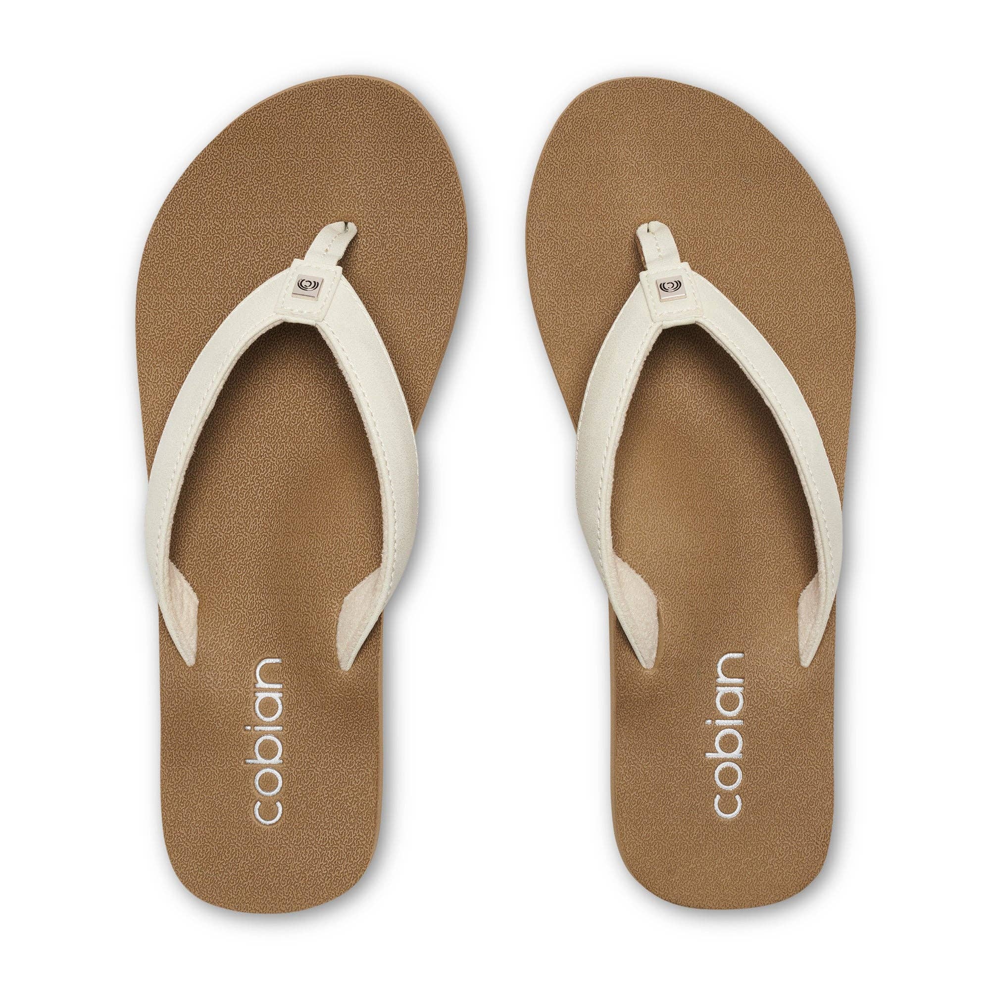 Cobian: Women's Nias Bounce Casual Flip Flop - Cream