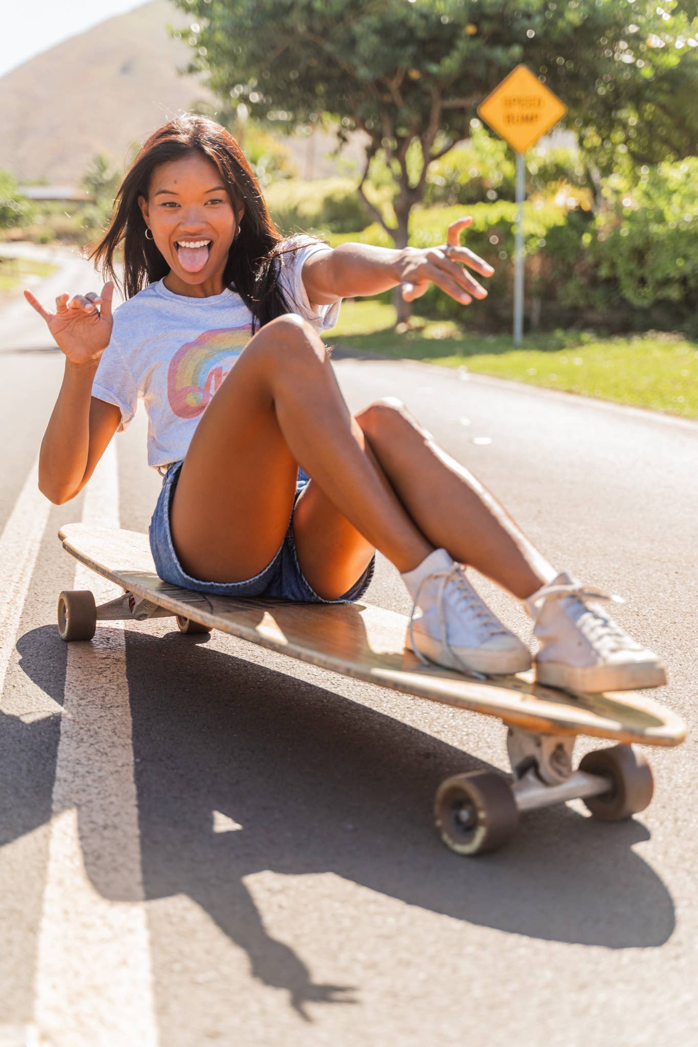 Aloha Lovely: Aloha Retro Rainbow Tee