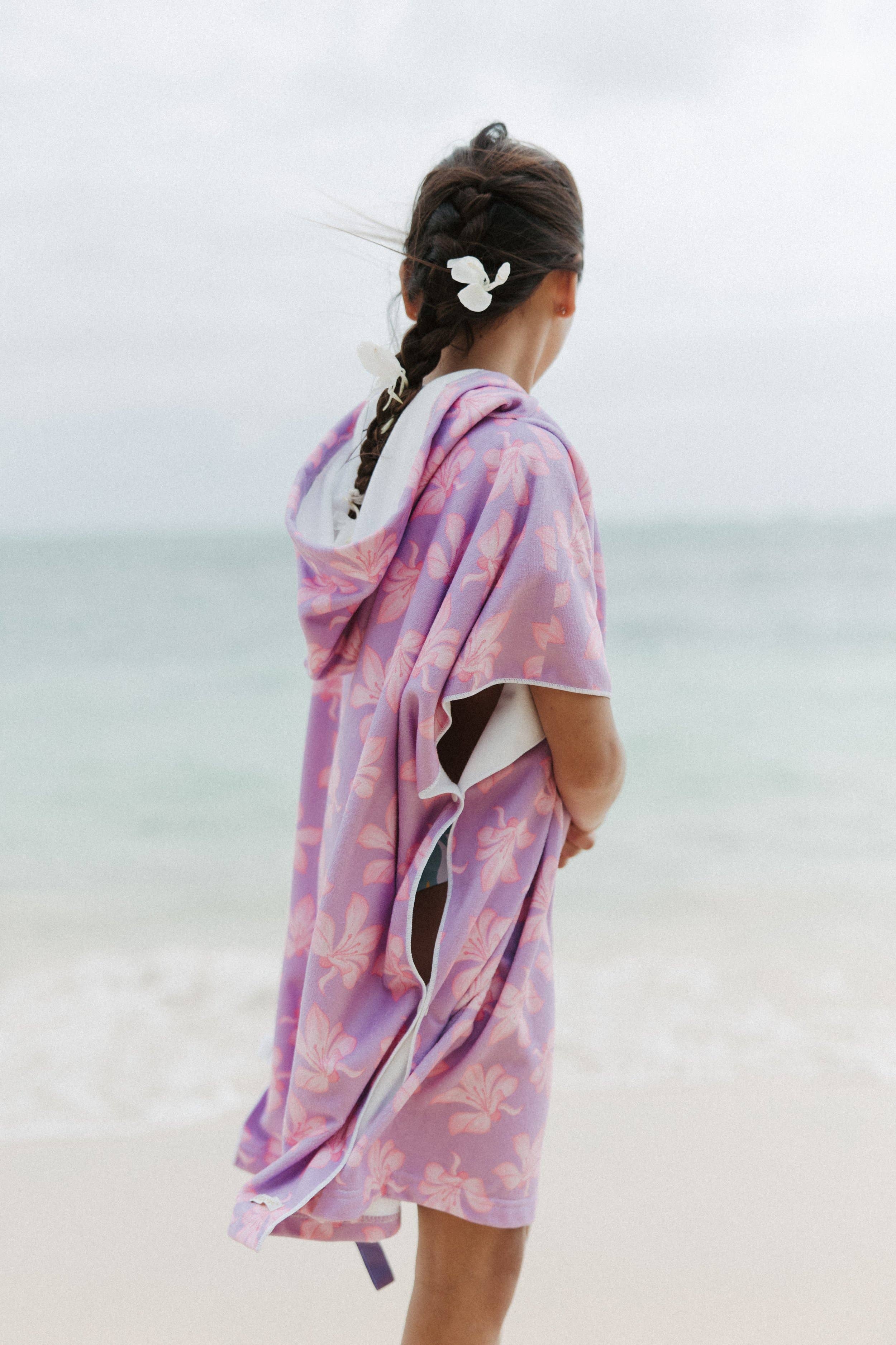 REIGN + Skye Roll Up Poncho Towel