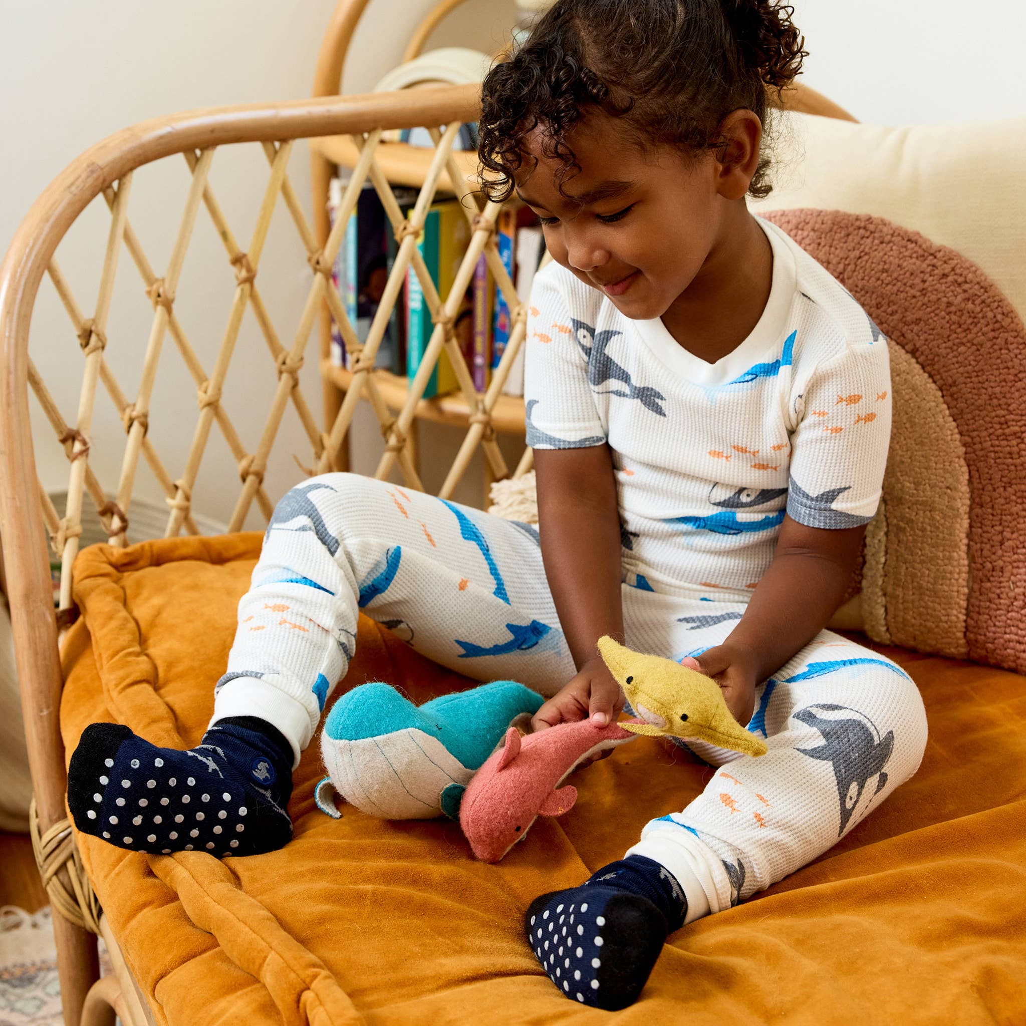 Conscious Step: Kids Socks that Protect Sharks