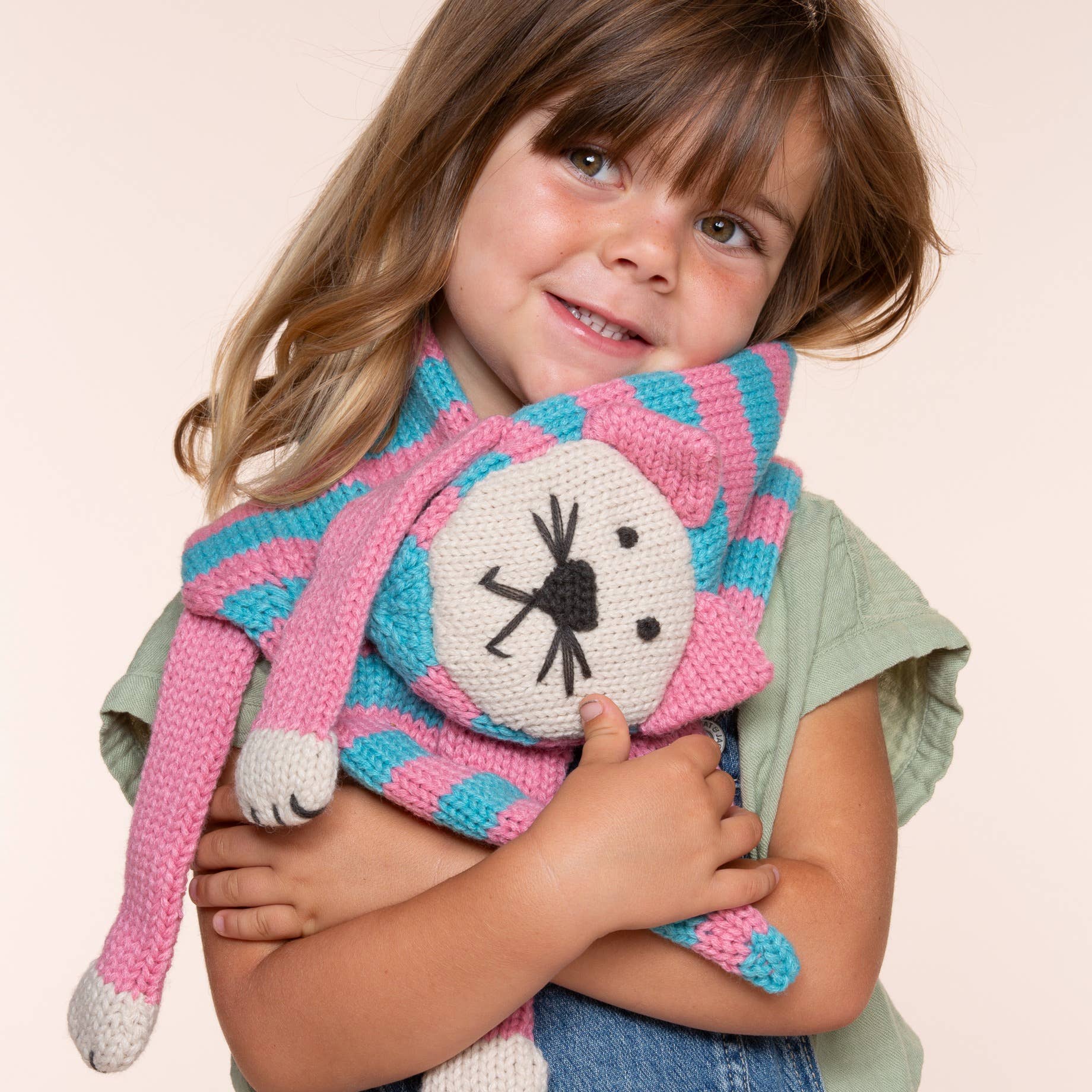 Peppercorn Kids: Girls Knitted Kitty Cat Scarf