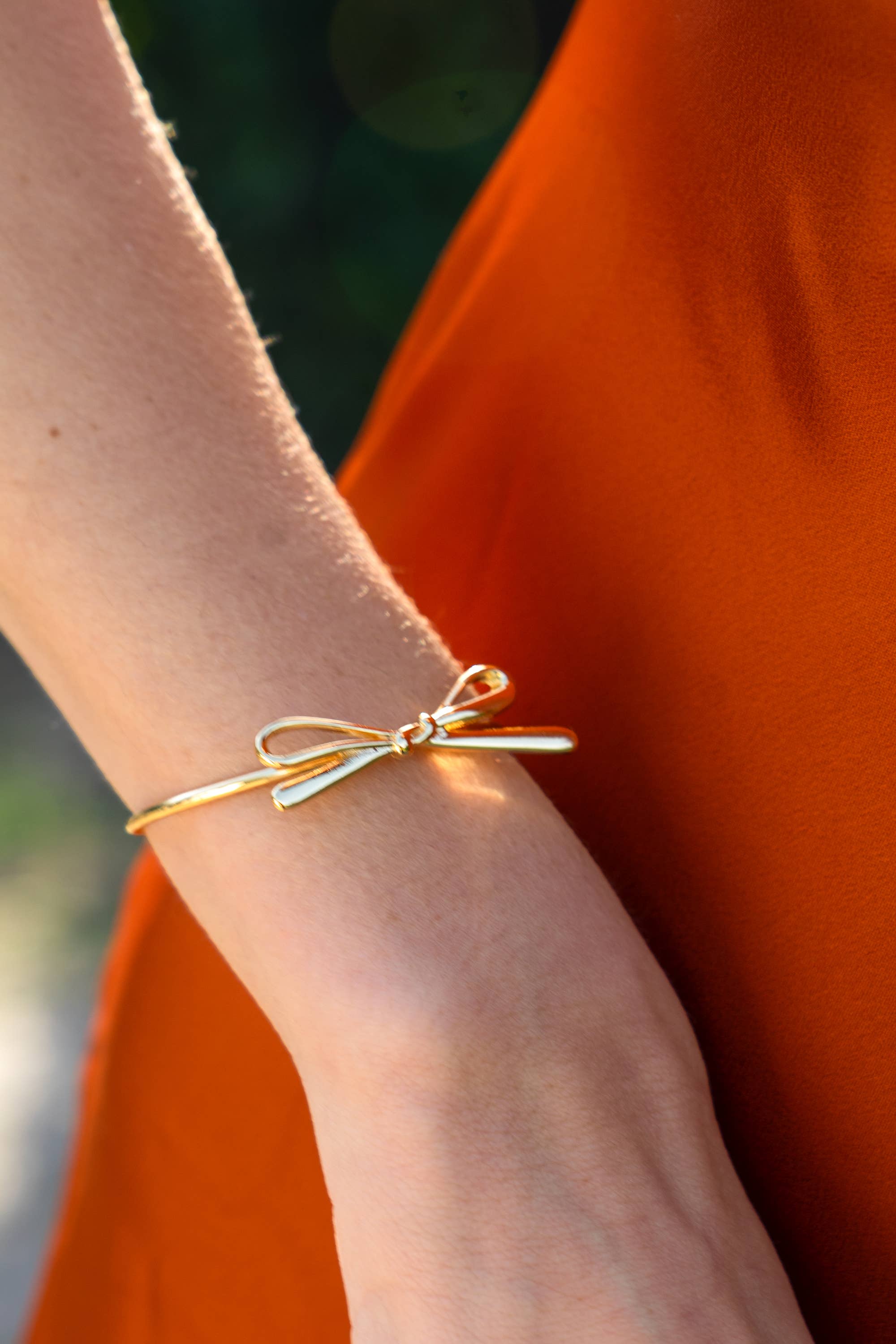 Peter and June: Ballet Core Bow Cuff