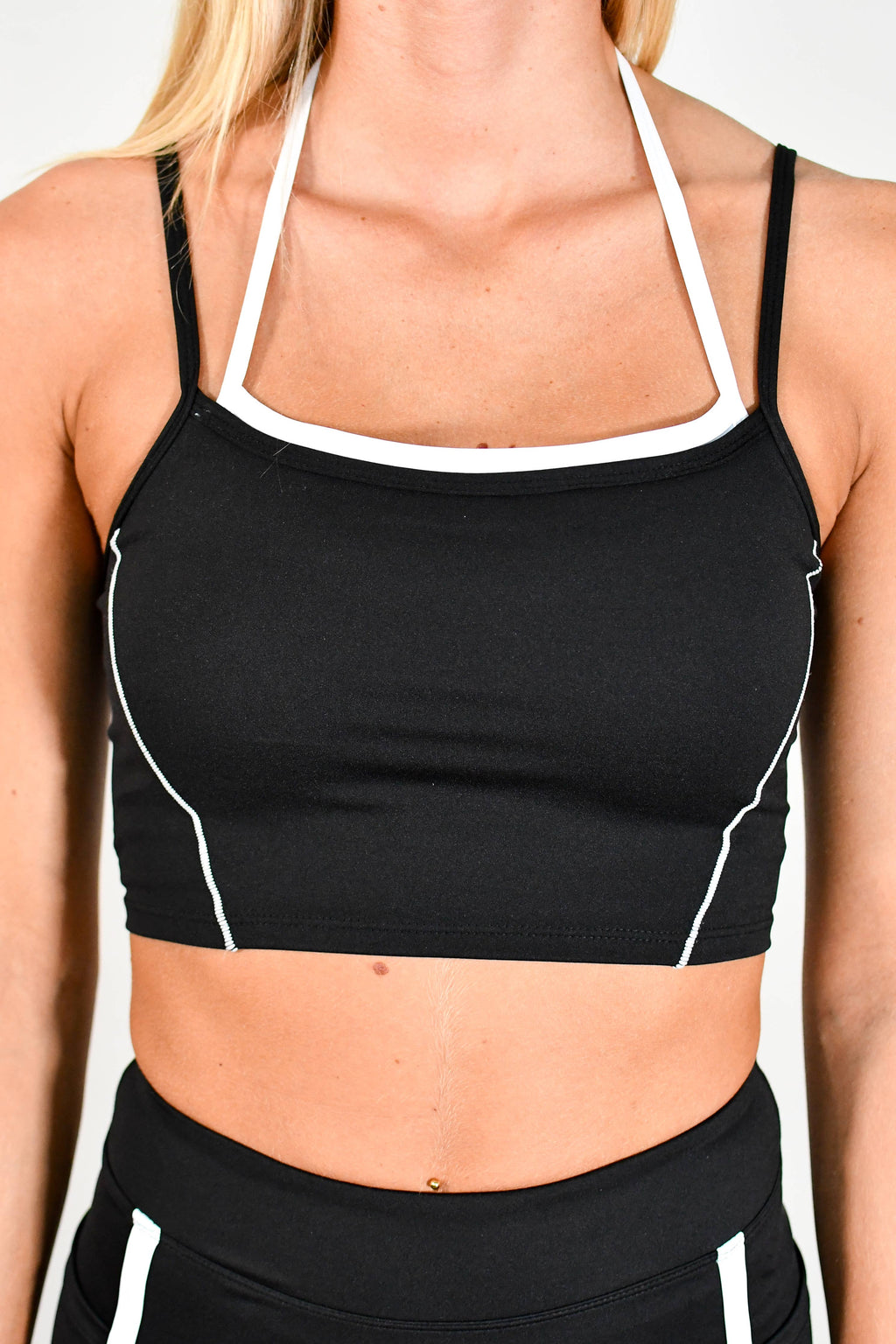 TooLooLah: Outline Cropped Contrast Tank - Black/White