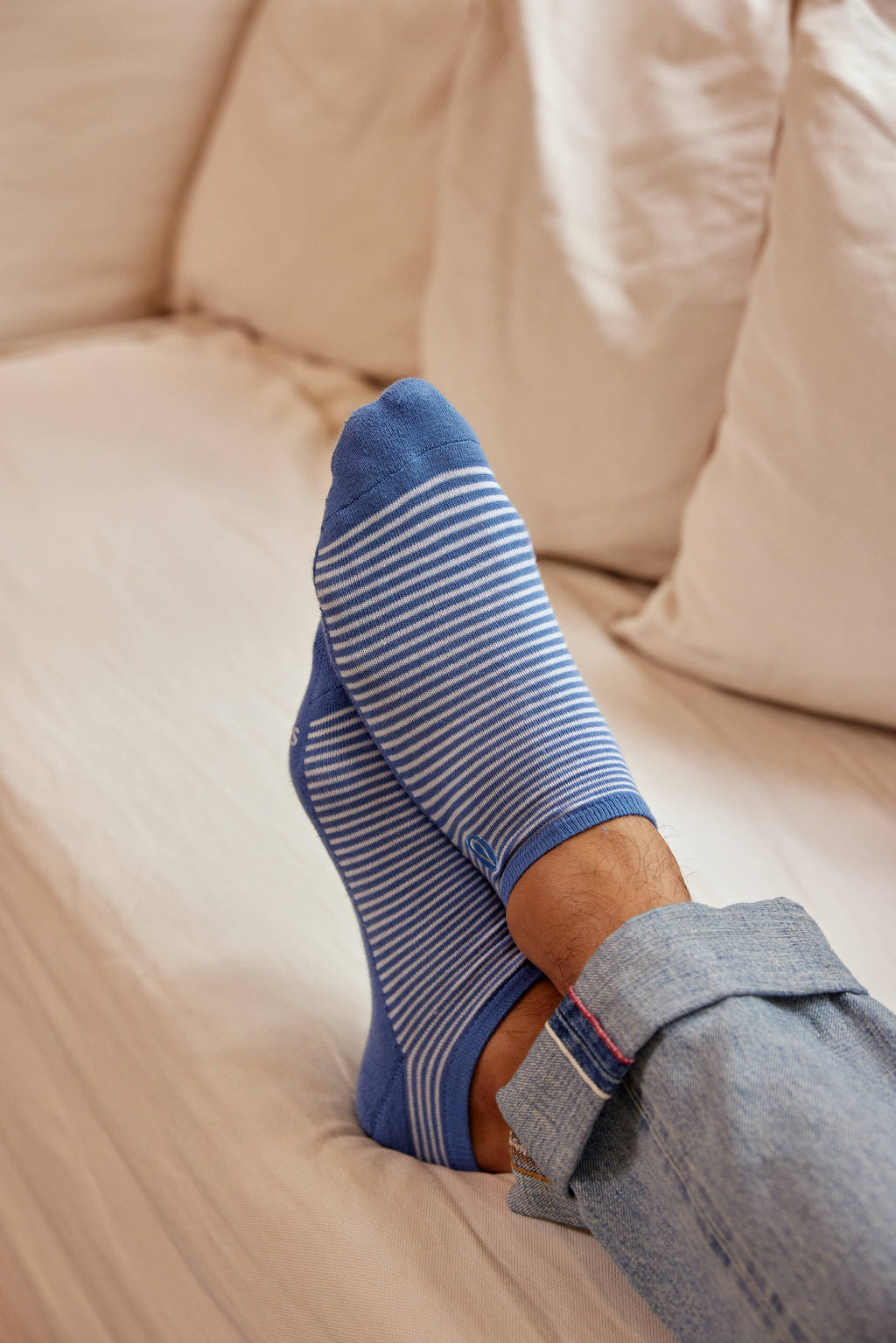 Conscious Step: Ankle Socks that Give Water